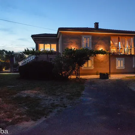 Oliva Apartament *